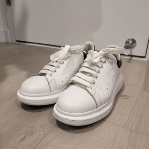 Alexander McQueen Size7.5